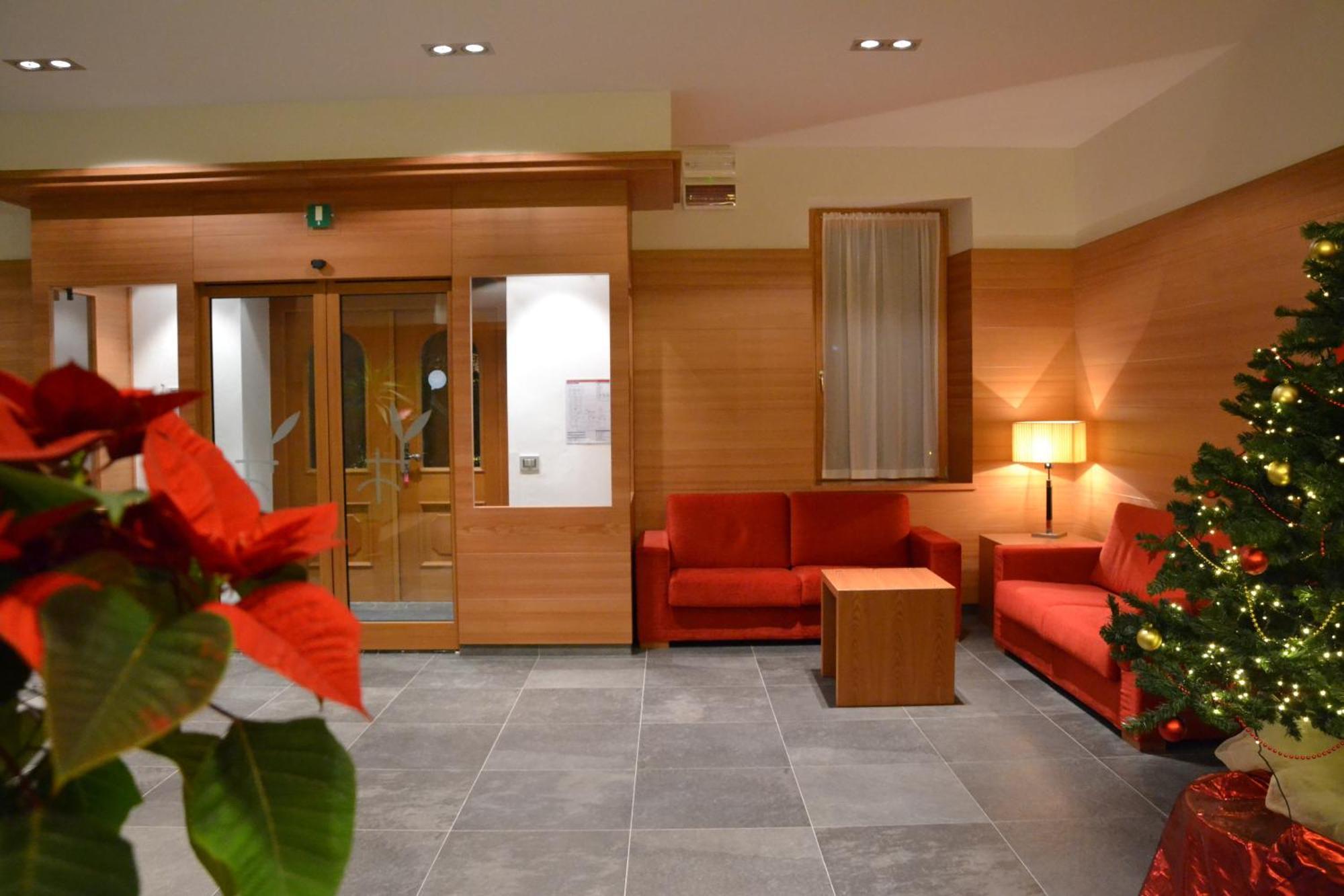 Grand Hotel Molveno Exterior foto