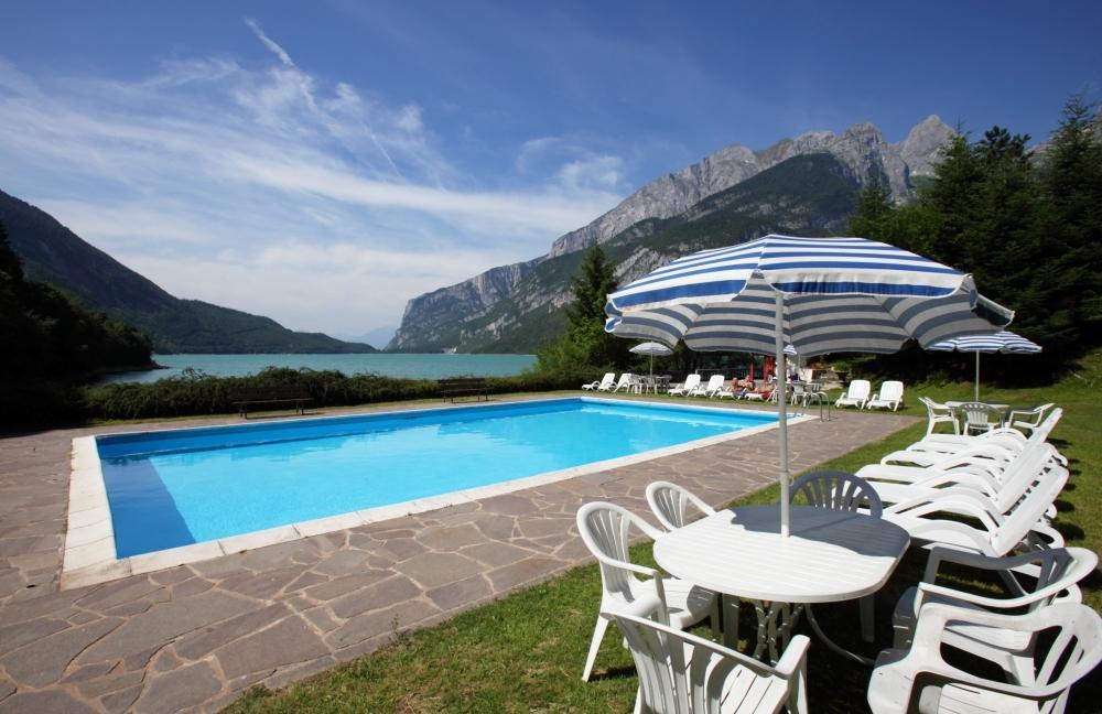 Grand Hotel Molveno Exterior foto